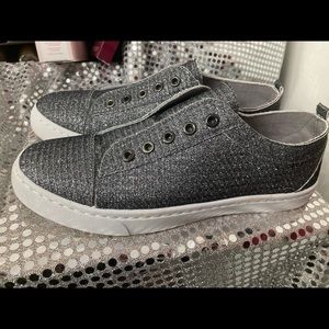 Bamboo silver sparkle sneakers shoes 8.5